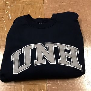 University of New Hampshire crewneck